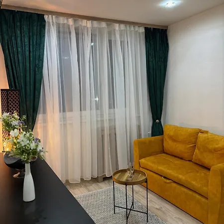 Emeraldia - Quiet Urban Hideaway With Modern Style